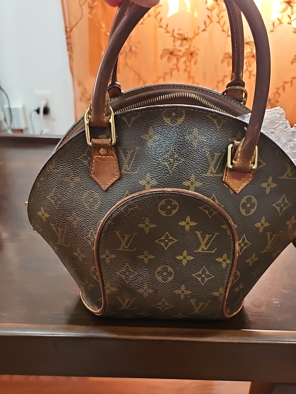 Vintage Louis Vuitton Monogram Ellipse PM handbag